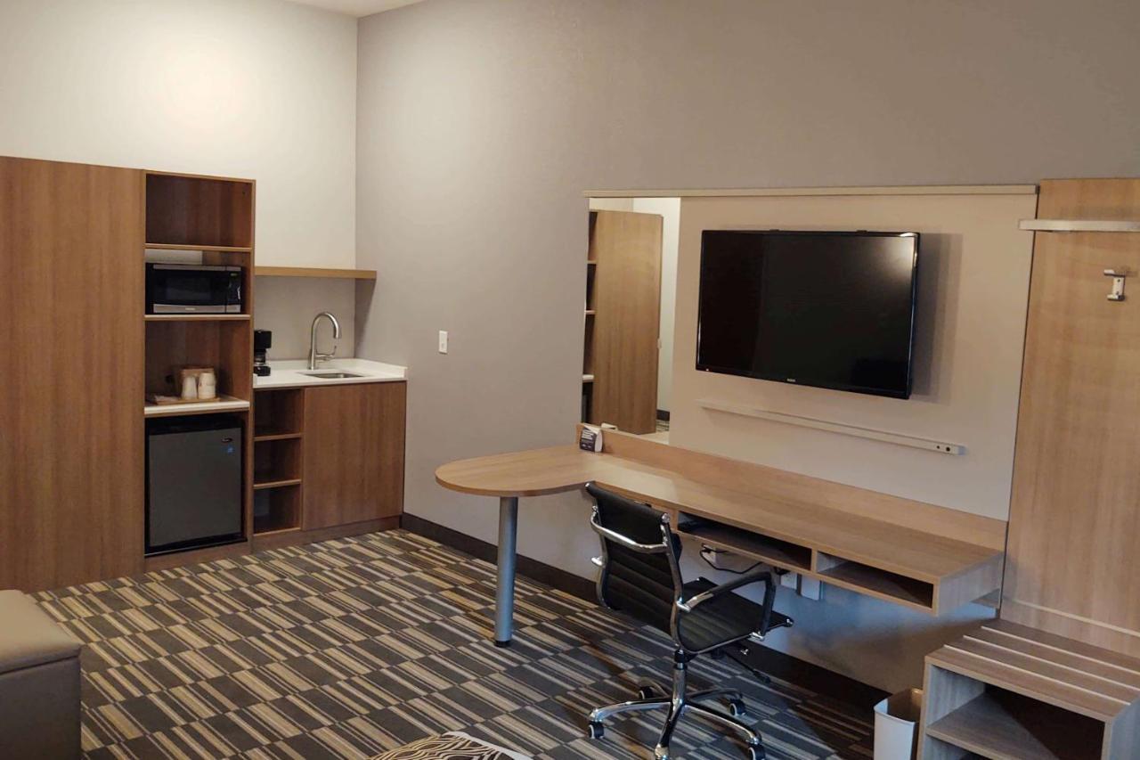 Microtel Inn & Suites By Wyndham Liberty Ne Kansas City Area Экстерьер фото