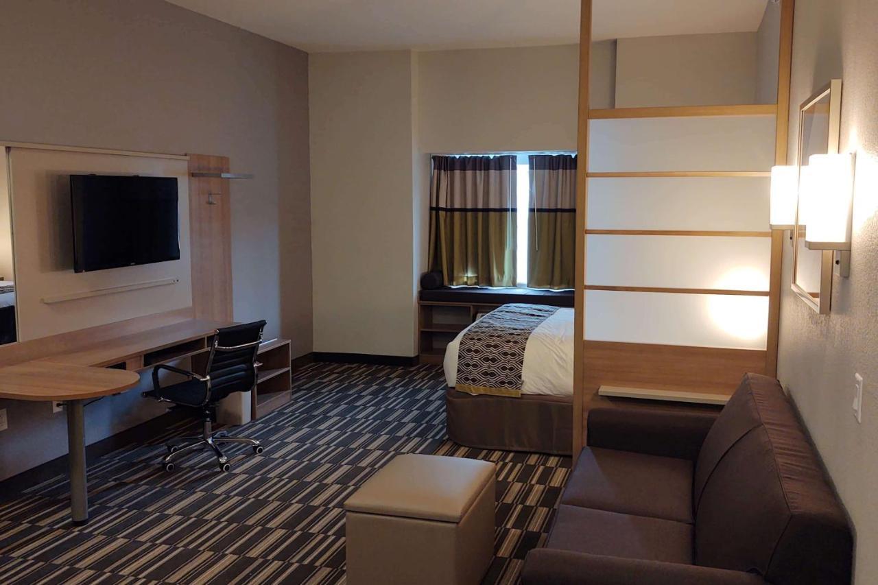 Microtel Inn & Suites By Wyndham Liberty Ne Kansas City Area Экстерьер фото