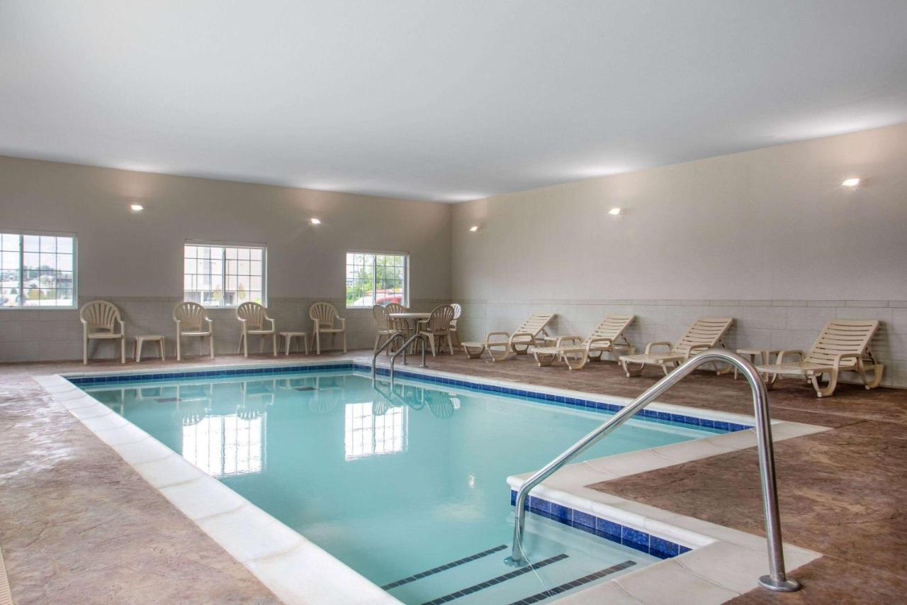 Microtel Inn & Suites By Wyndham Liberty Ne Kansas City Area Экстерьер фото