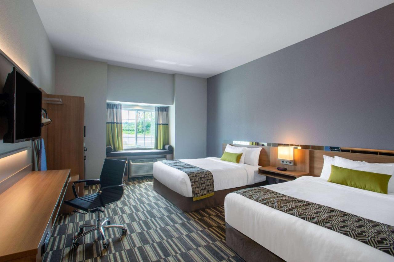 Microtel Inn & Suites By Wyndham Liberty Ne Kansas City Area Экстерьер фото
